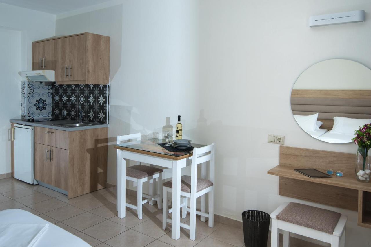 Vagelis Apartments Malia Екстериор снимка