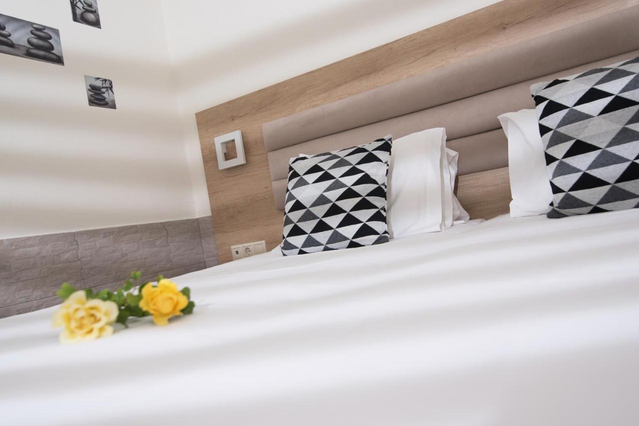 Vagelis Apartments Malia Екстериор снимка